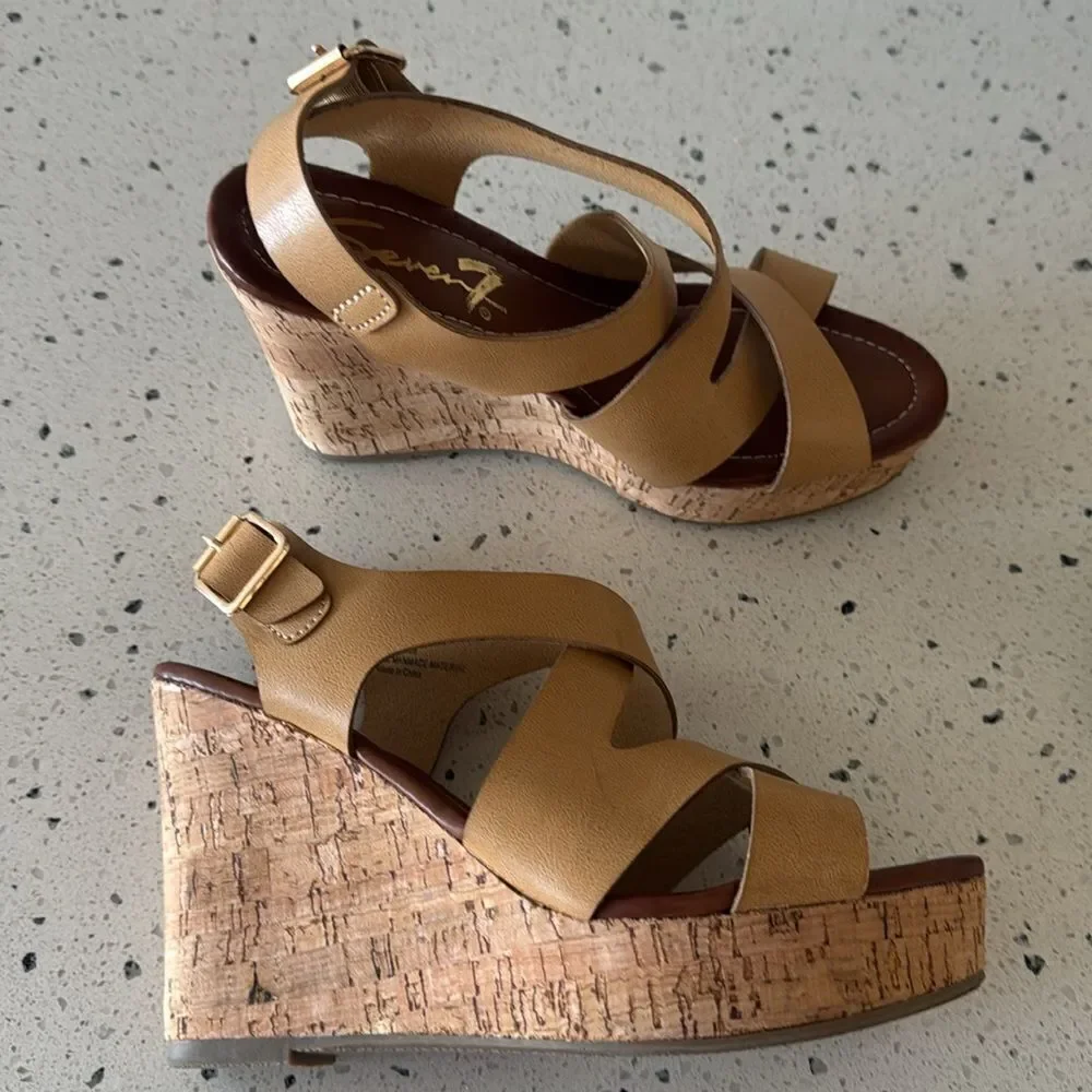 Seven7 Winnie Wedge Cork Natural Tan Vegan Leather Heeled Sandals Shoes size 9